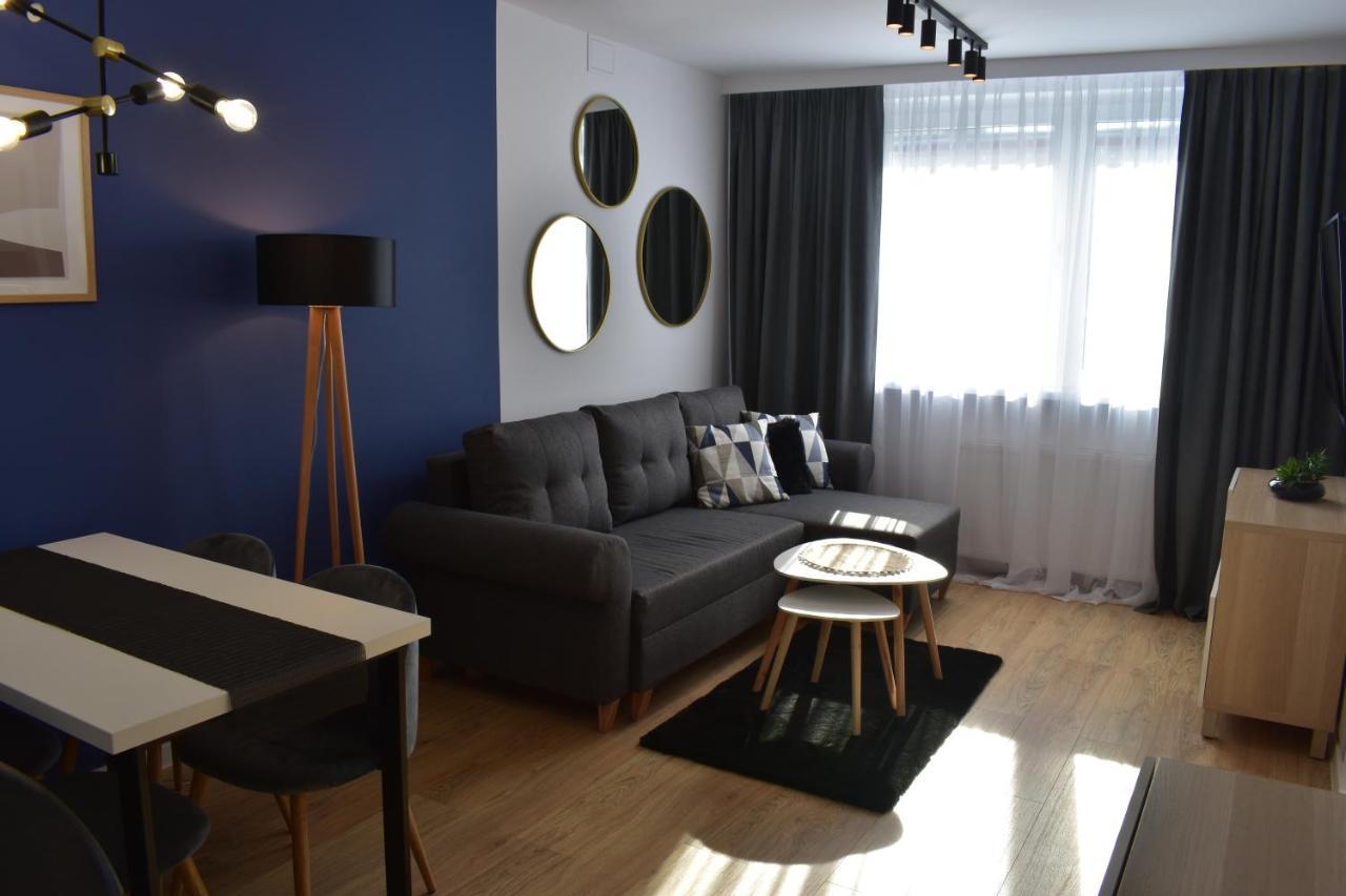 Apartament W Centrum Przy Parku Na Wyspie 피와 외부 사진