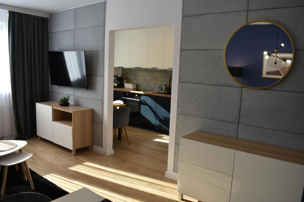 Apartament W Centrum Przy Parku Na Wyspie 피와 외부 사진