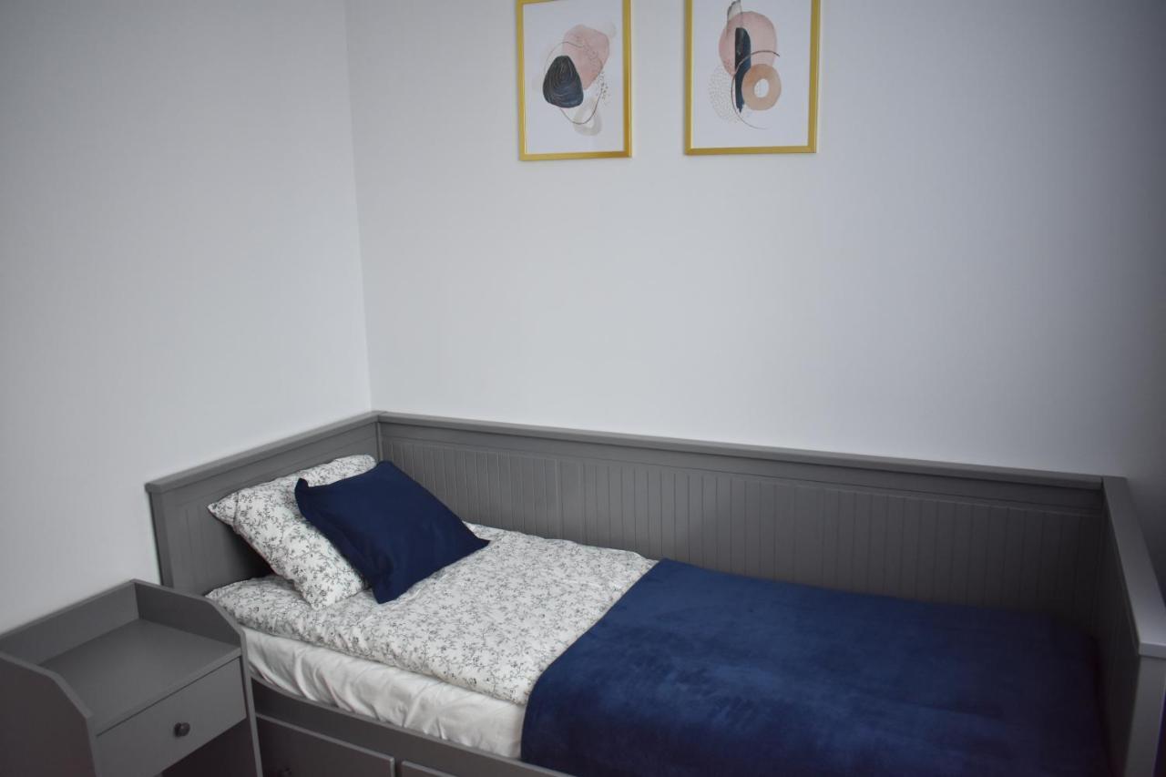 Apartament W Centrum Przy Parku Na Wyspie 피와 외부 사진